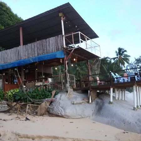 Bungkil Place Hotel Isla Tioman Exterior foto